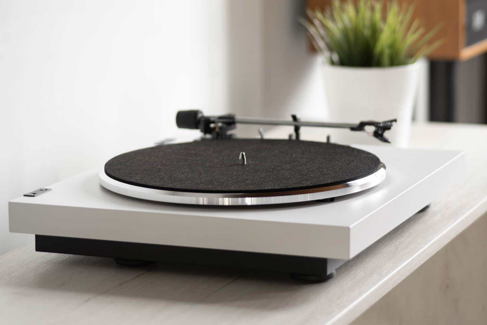 Andover Audio SpinDeck Max -- Best mid-range turntable (less than 0)