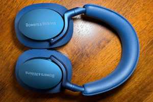 Bowers & Wilkins Px7 S2e headphone review: Steak, evolved 