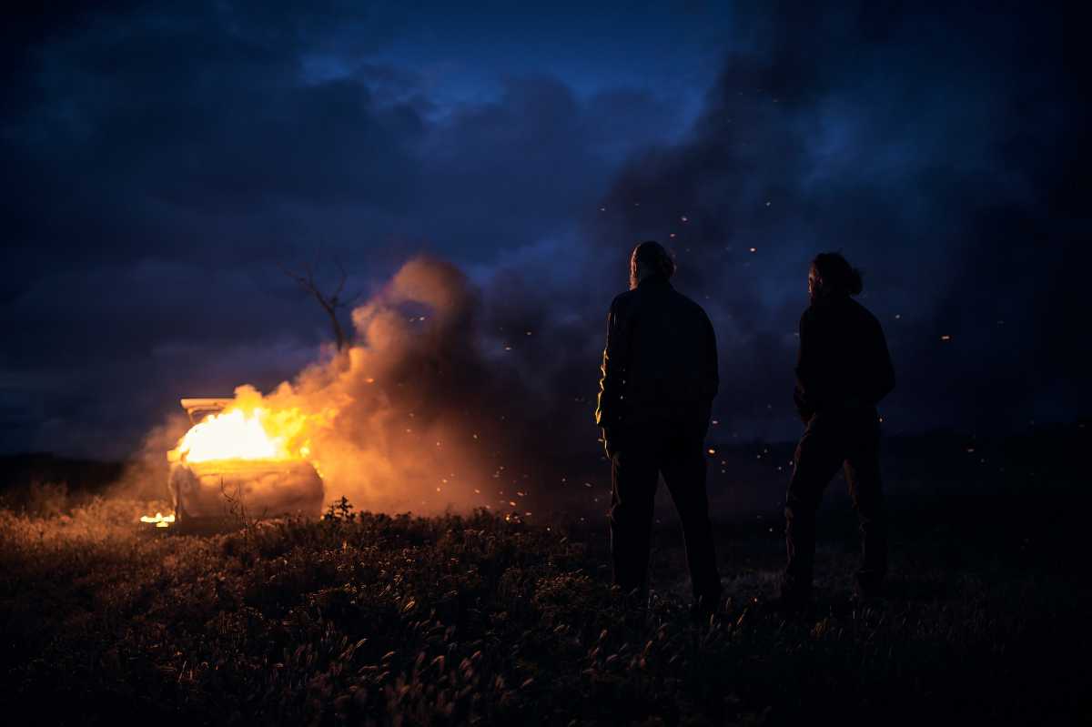 A scene from the Netflix film 'The Stranger'