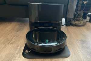 Proscenic Floobot X1 review: An adequate robot vac/mop hybrid